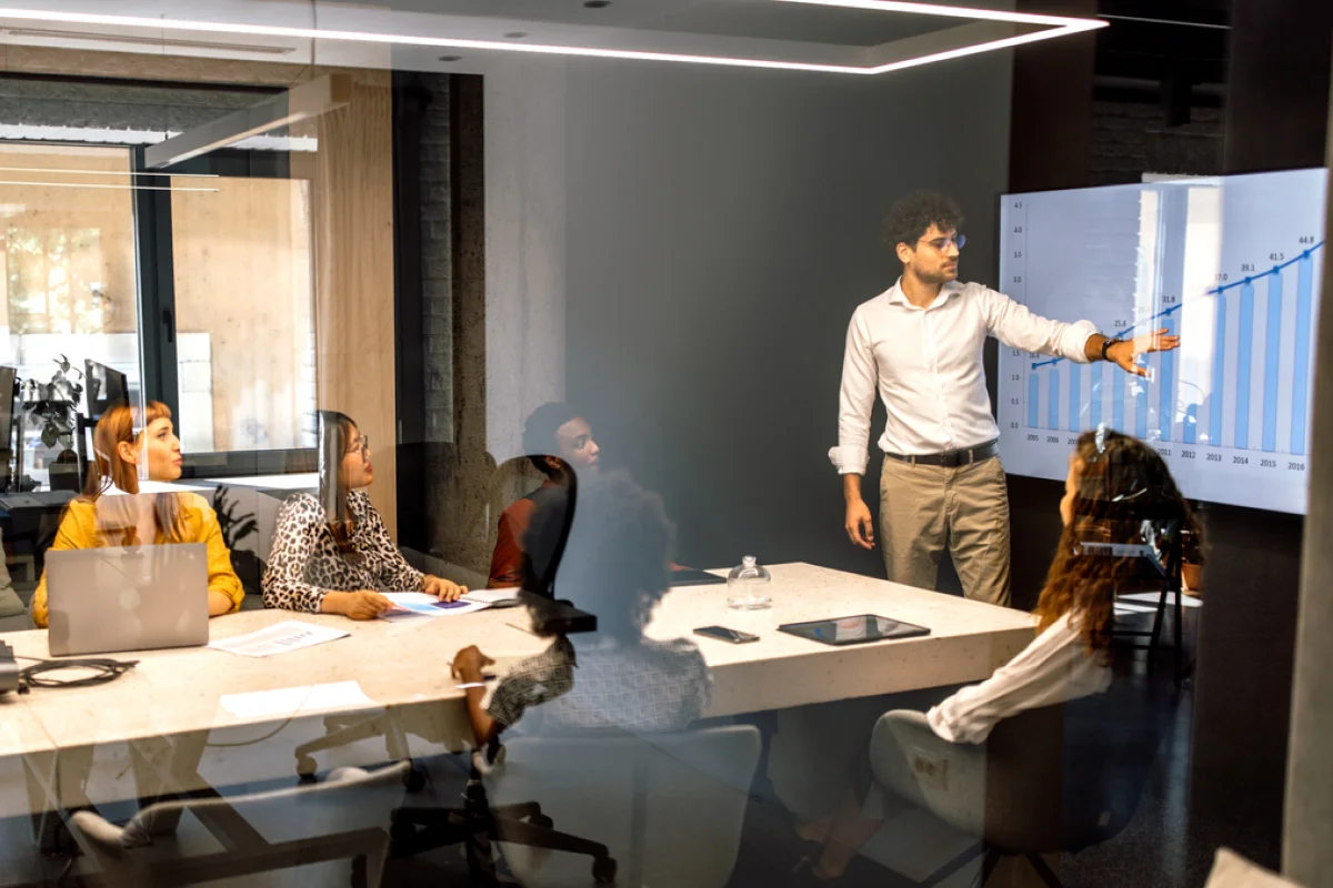 img advisory support that keeps you in the driver s seat